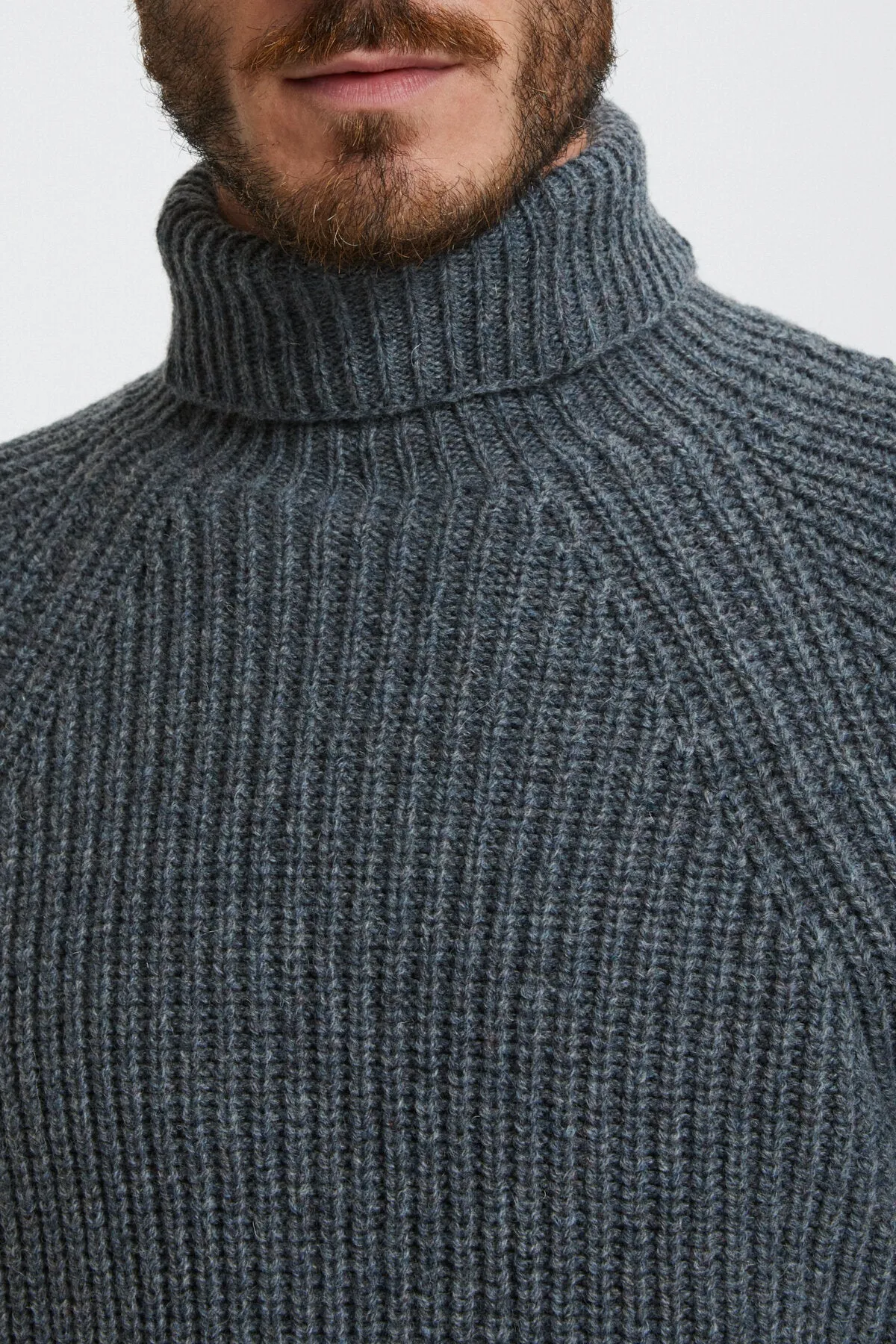 BRISTOL ROLL NECK SWEATER