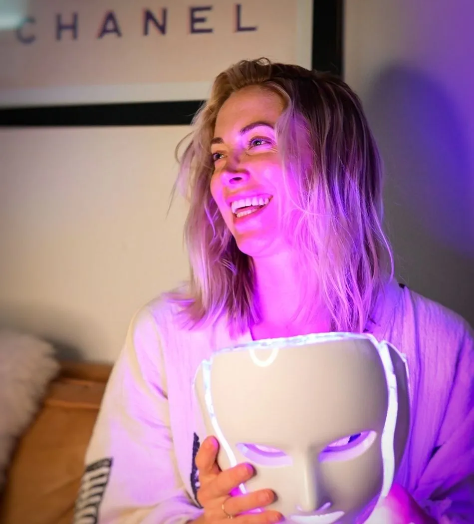 LED Face Mask Light Therapy