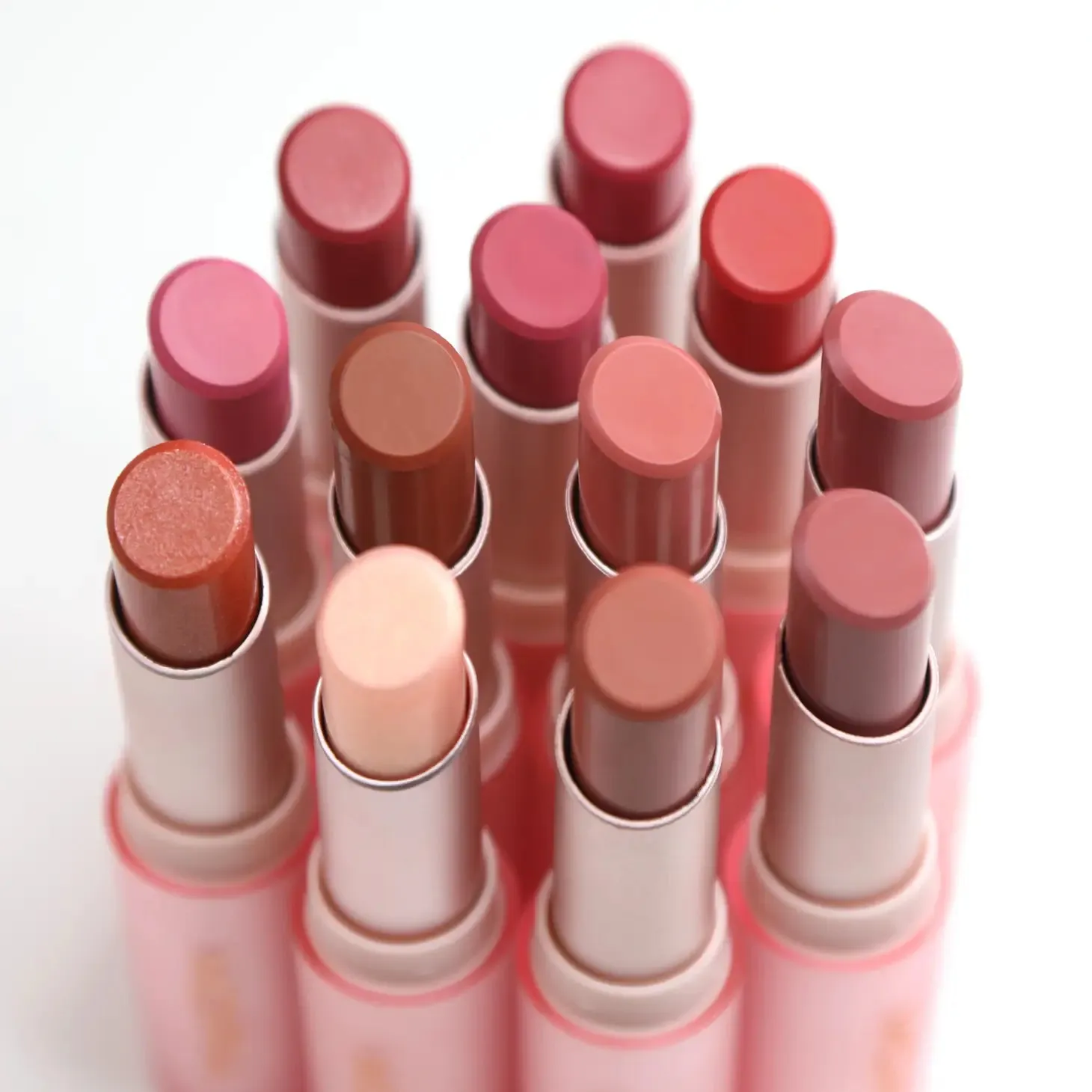 SIGNATURE LIPSTICK (6 COLORS)