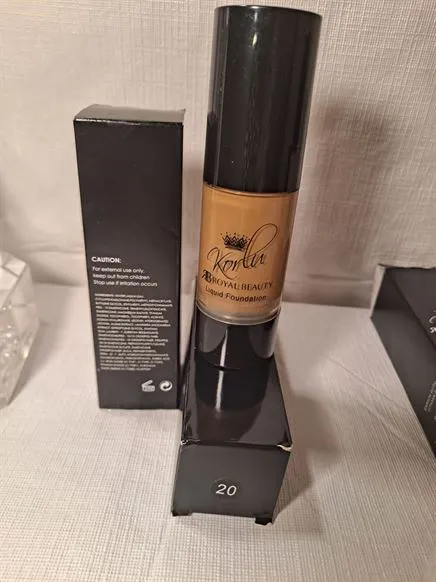 Women KRB's liquid matte foundation